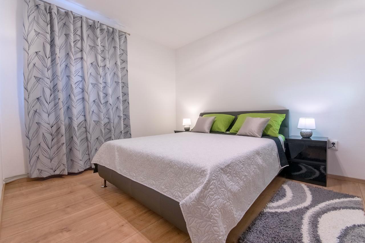 Apartment Luti PUY Exterior foto